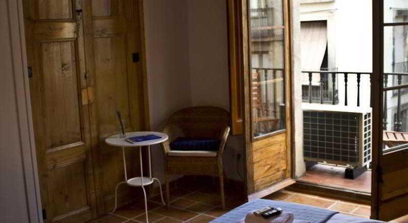 En Ferran By The Streets Otel Barselona Dış mekan fotoğraf